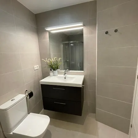 Apartman Cool For 4 At The Medieval Quarter Oviedo